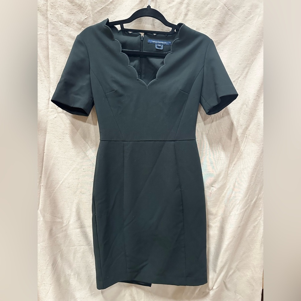 French Connection Black Sheath Dress Sweetheart Neckline Short Sleeve
